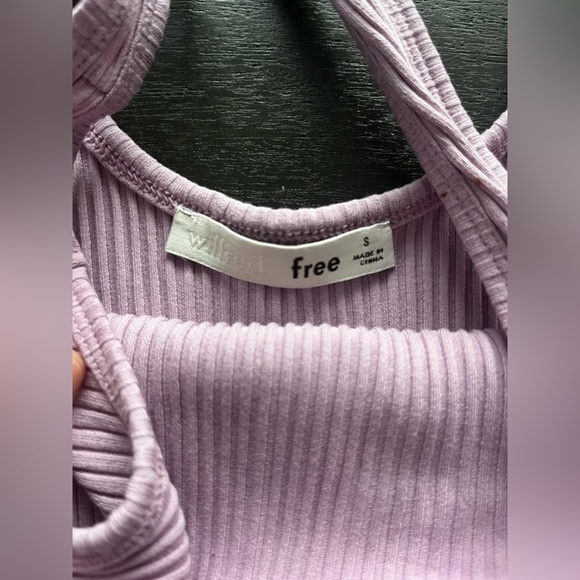 Aritizia Wilfred Free Size Small Sleeveless Lilac Spaghetti Strap Body Suit - Picture 2 of 5